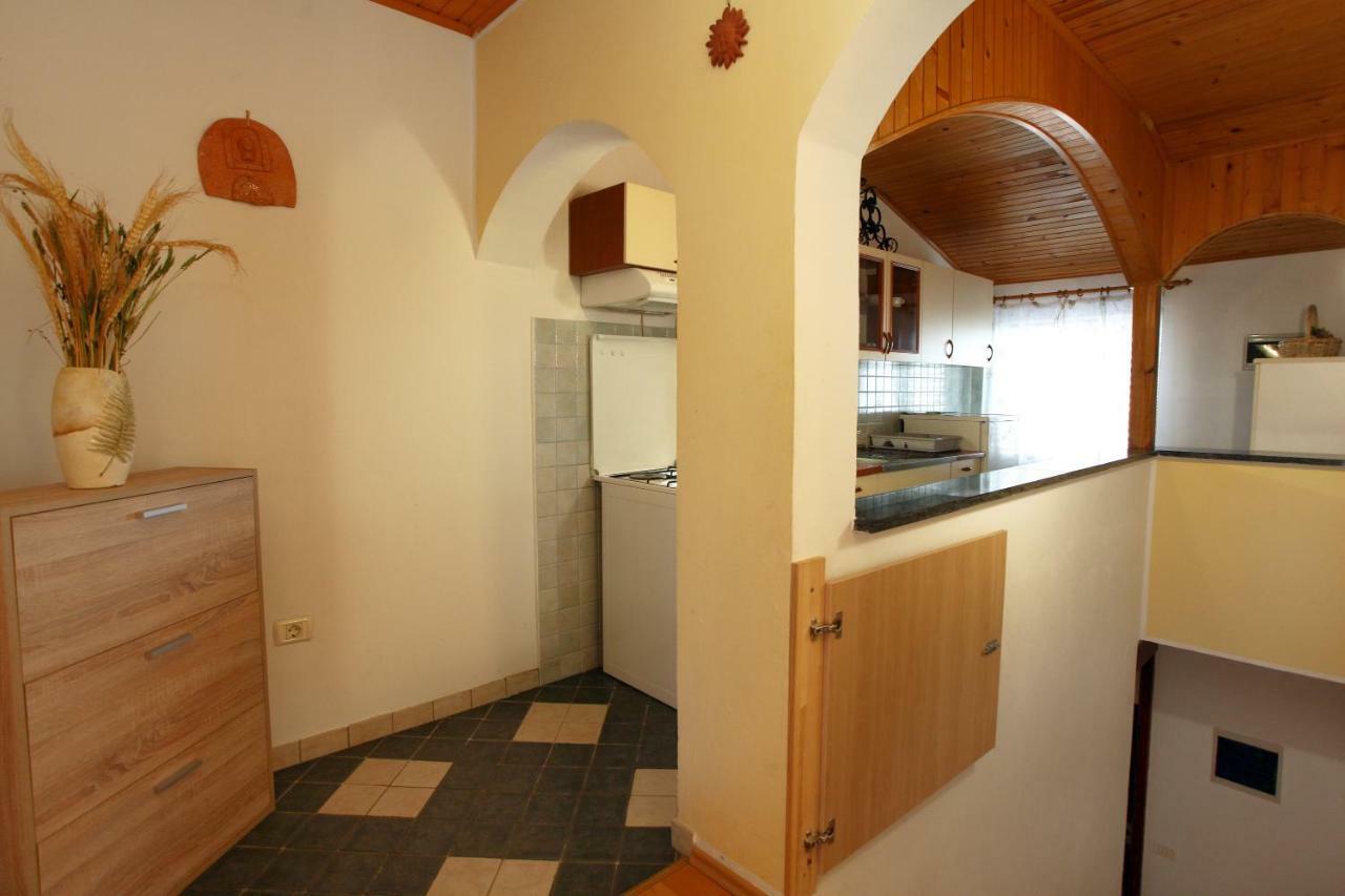 Apartment Svobode Izola Eksteriør billede